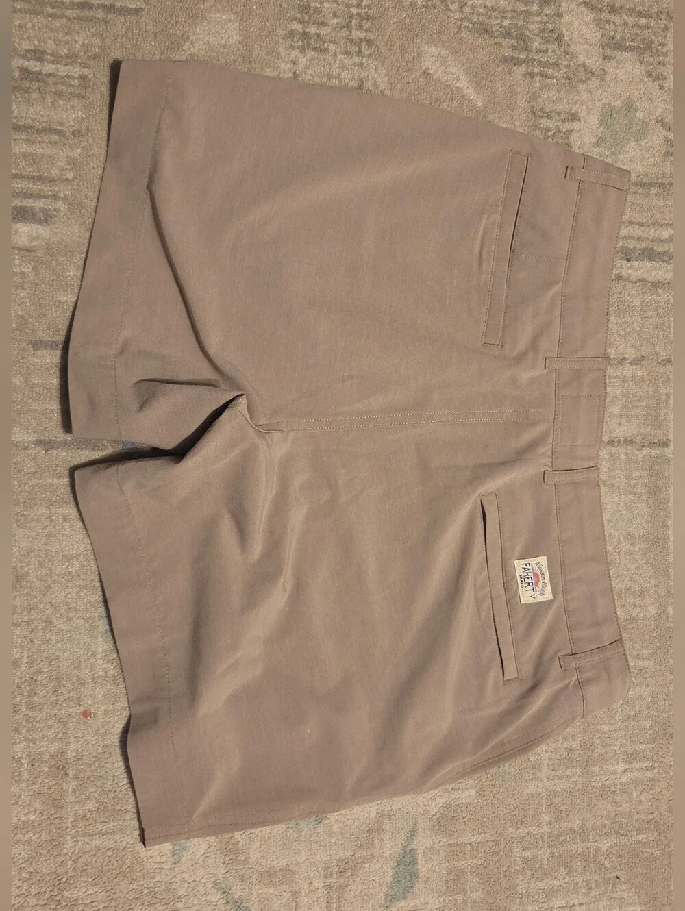 Mems Faherty All Day Shorts 5'. Tan. Size 34. EUC